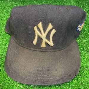 Vintage New York Yankees 1996 World Series Fitted Hat